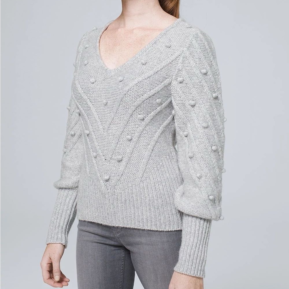 White House Black Market Embroidered V-neck Sweater with Puff Sleeves Sz M NWT